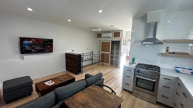 8946 Oswego St — Photo 5
