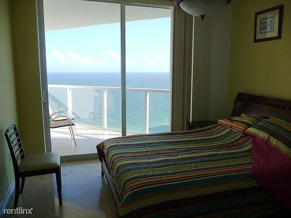 5th image of 16699 Collins Ave APT 3201