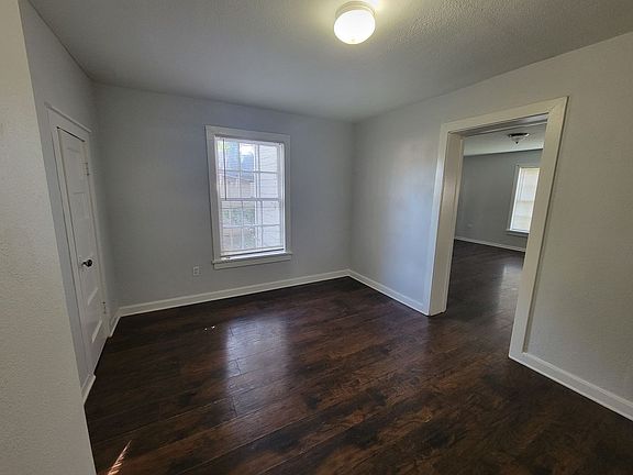 5th image of 918 Preston St