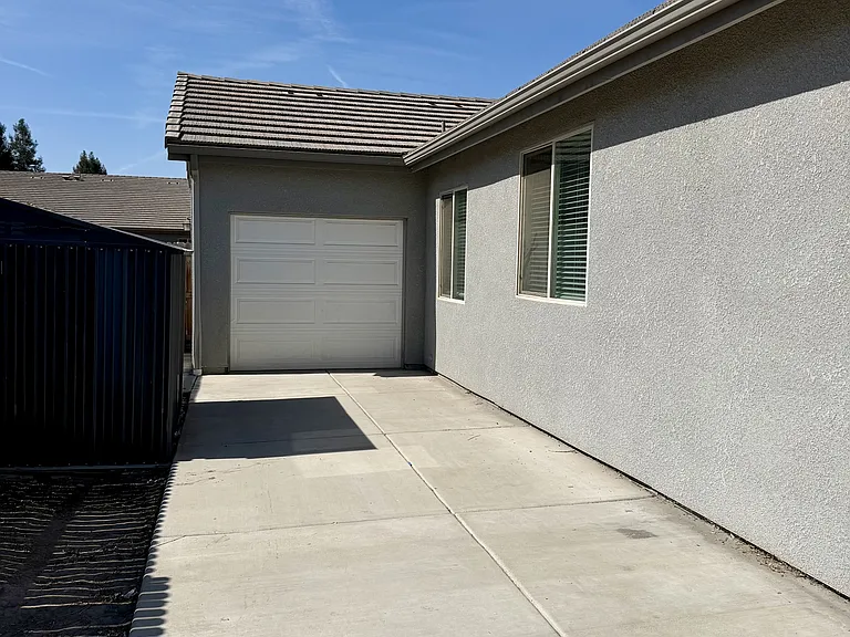 1908 E Monte Vista Ave — Photo 50