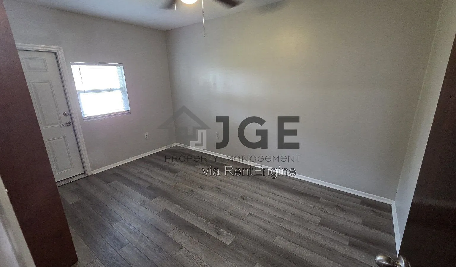 2 bed, 1.0 bath, $1,350 — Photo 3
