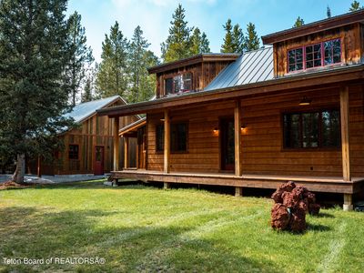 313 Spruce St, Alpine, WY, 83128