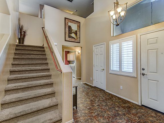 4th image of 6010 N Almanza Ln