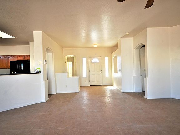5th image of 3065 Plaza De Viola
