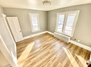 36 Clarke St APT 2, Burlington, VT 05401