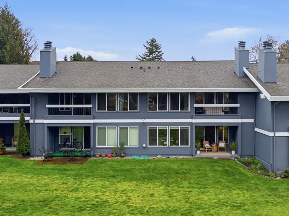 11104 NE 68th Street #A103, Kirkland, WA 98033