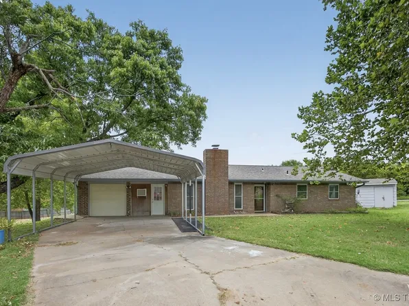 116 Sunny Pl, Chandler, OK 74834