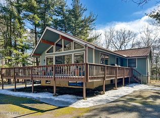 115 Song Mountain Dr, Tafton, PA