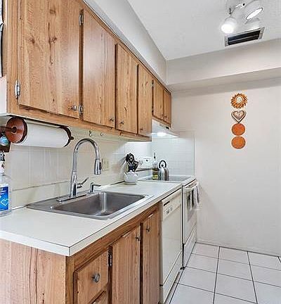 3rd image of 10754 NW 30th Pl #233