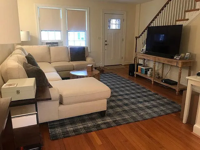 2318 Huidekoper Pl NW — Photo 6