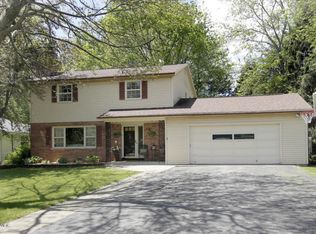 1021 Piccadilly Rd, Kalamazoo, MI 49006