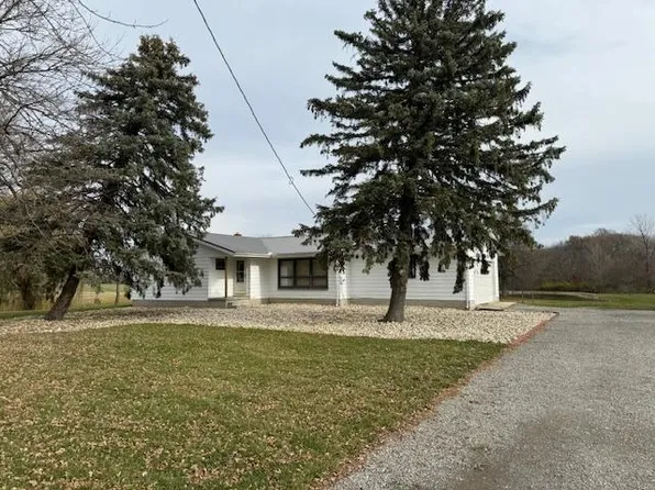 3691 McCurdy Rd, Bucyrus, OH 44820