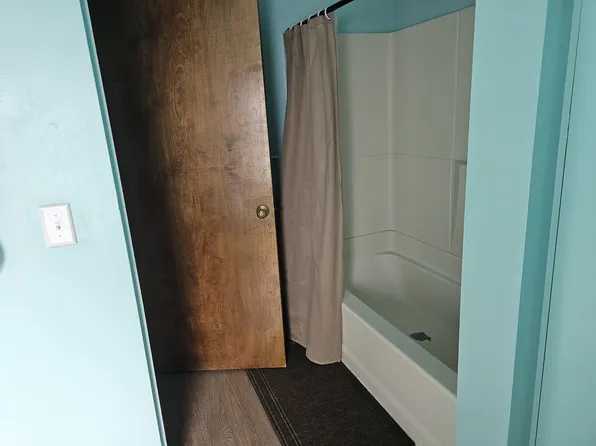 45 Clair St, Mount Clemens, MI 48043