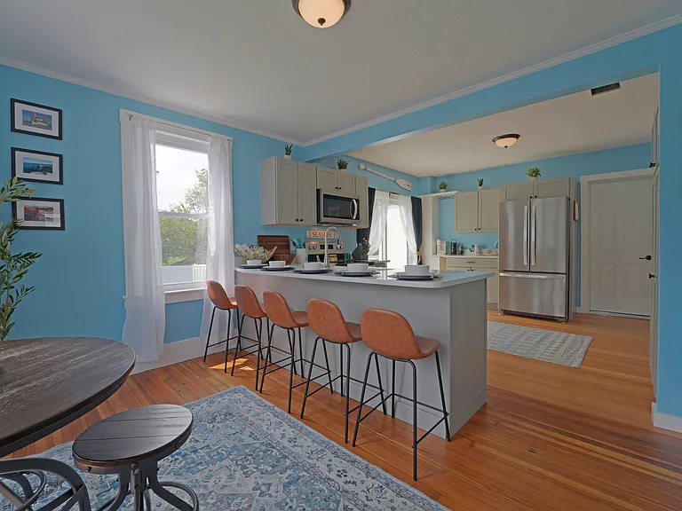 3 Dewey Ave — Photo 6