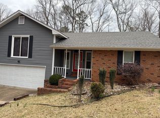 22 Merry Valley Dr, Columbus, MS 39705