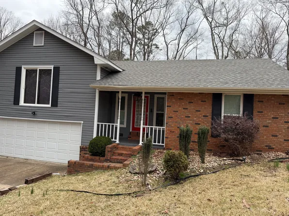 22 Merry Valley Dr, Columbus, MS 39705