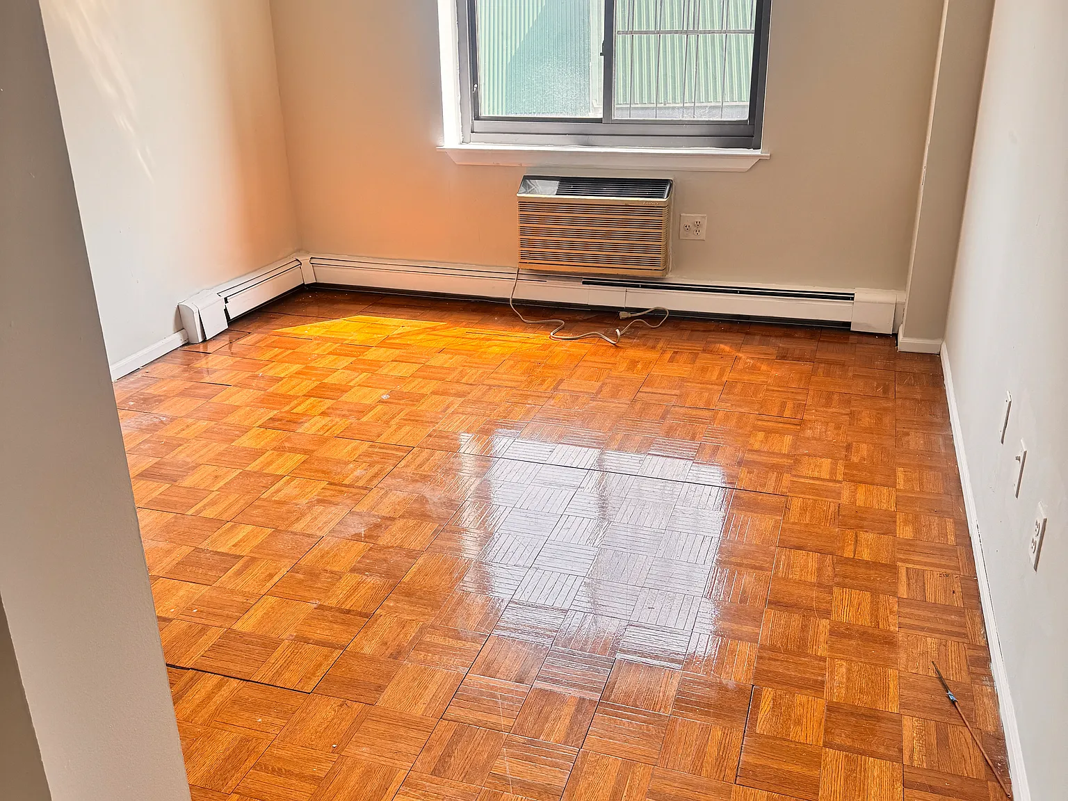 2 bed, 900 sqft, $3,150 — Photo 4