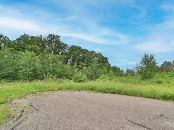 Pondview Dr, Little Falls, MN 56345