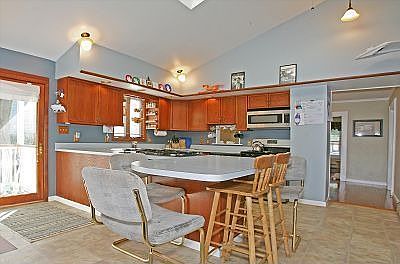 Open, spacious kitchen