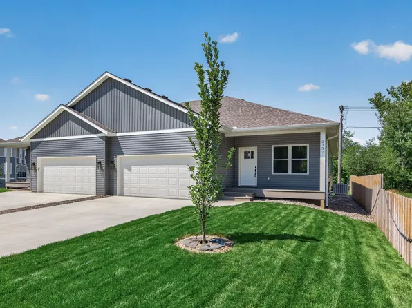 2357 7th Ave E, North Saint Paul, MN 55109