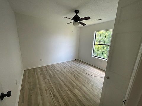 5th image of 1 Poinsett St #A