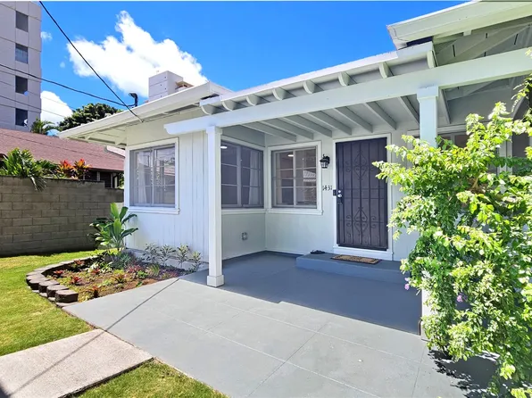 1431 Dominis St, Honolulu, HI 96822