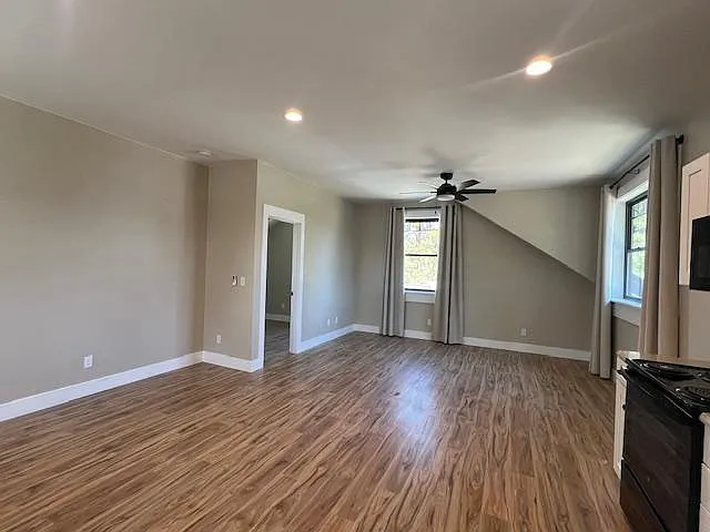 1502 NW Albany Ave #2 — Photo 7