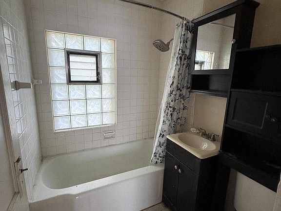 5th image of 1933 S 68th STREET