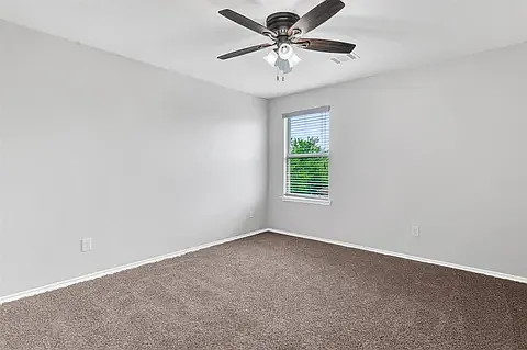 113 Forest Grv S — Photo 15