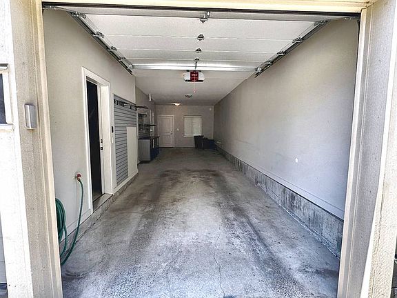 5th image of 19913 70th Ave