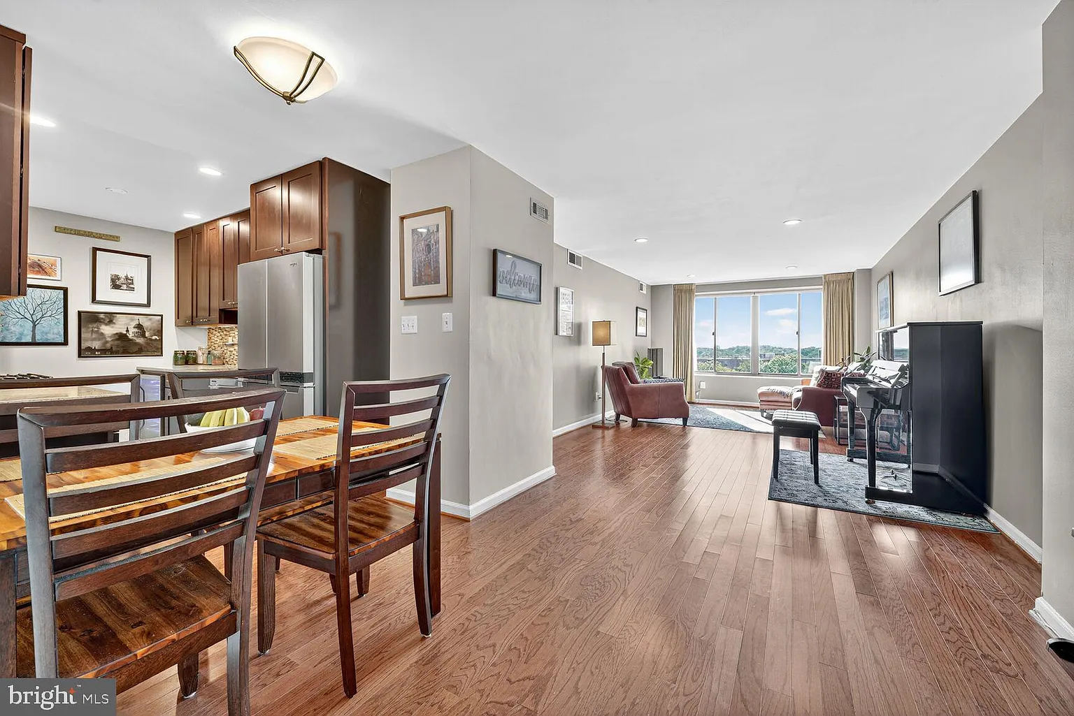3114 Wisconsin Ave NW APT 703 photo 1