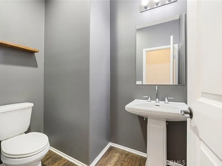 691 E Valencia St — Photo 10