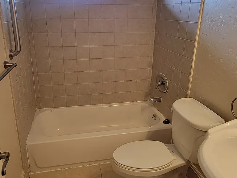 117 Sunset Cir #35 — Photo 14