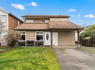 45475 Meadowbrook Dr, Chilliwack, BC V2P 7K3