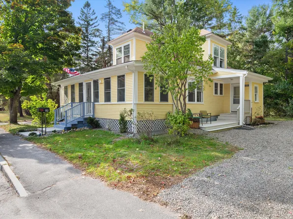 52 Park Street, Orono, ME 04473