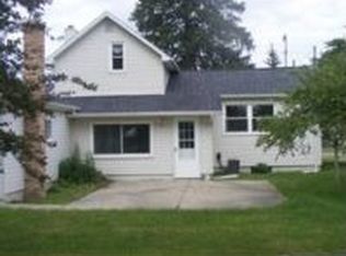 638 Oak St, Dundee, MI 48131