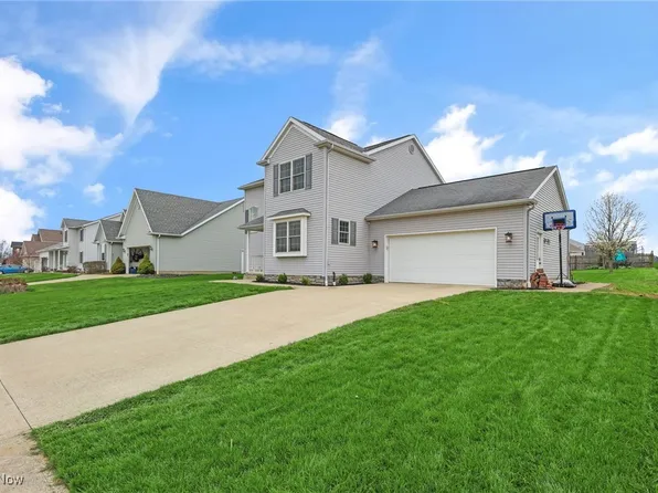 1472 Woodforest St NW, Massillon, OH 44647