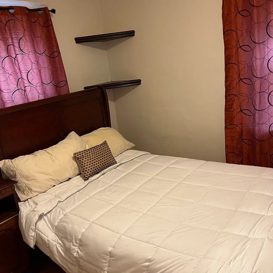 2 bed, 1.0 bath, 1250 sqft, $2,800 — Photo 4