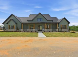 901 Cimarron Cv, Benton, AR 72019