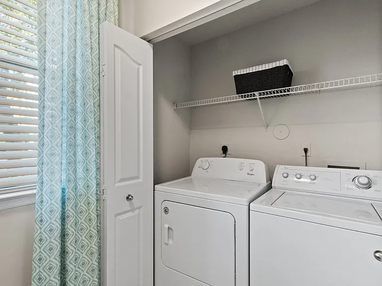 In Unit Washer and Dryer Laundry Machines at Verona at Boynton Beach Apartments in Boynton Beach, FL 33426