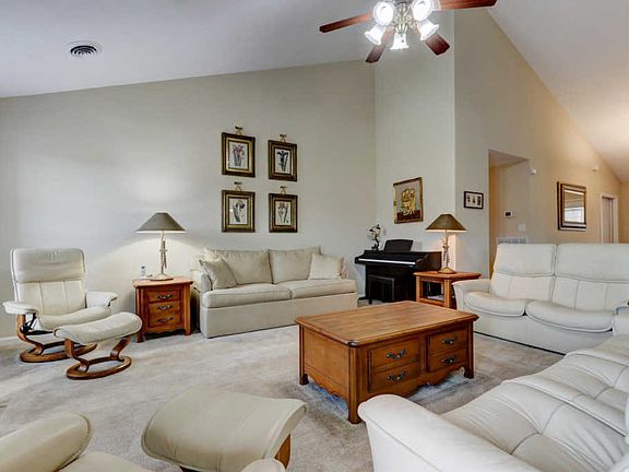 5th image of 5691 Autumn Creek Dr