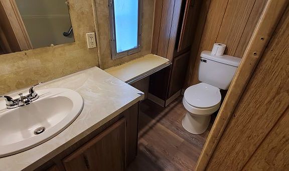 4th image of 210 Nall Ave Trailer 13