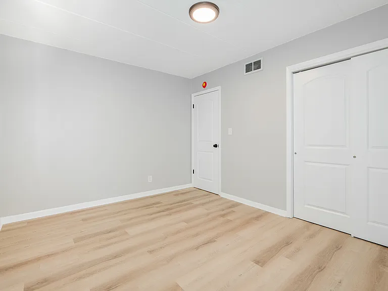 7634 Hohman Ave #F — Photo 15