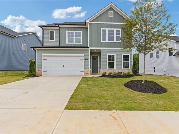 164 Crimson Feather Dr, Jefferson, GA 30549