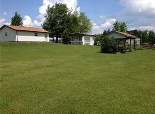 308 Stouffer Hill Rd, Friedens, PA 15541