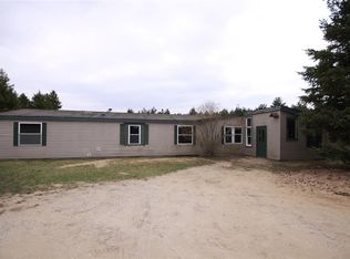 1771 Pine Cone Ln, Beulah, MI 49617