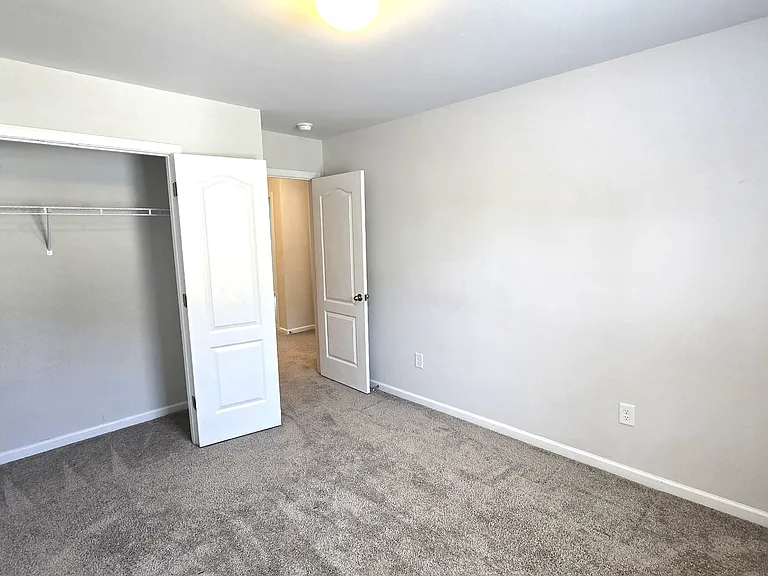 824 Conductor Ct — Photo 19