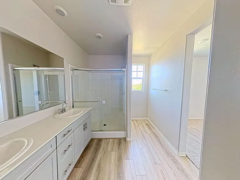 40186 Birchfield Dr #170 — Photo 3