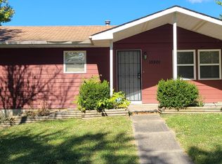 10501 E Serenity Cir, Columbia, MO 65202