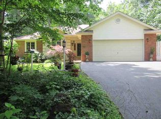 705 Woodfield Ct, North Vernon, IN 47265